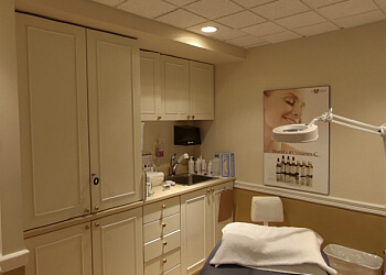 Halifax plastic surgeon Dr. Louis Boileau - THE LANDINGS SURGICAL CENTRE