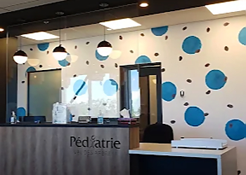 Dr. Louise Piche - Laval, QC Pédiatres - Reception Area Image