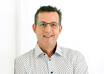 Dr. Lucien Bellamy - THRIVE ORTHODONTICS Dr. Lucien Bellamy - THRIVE ORTHODONTICS - Nanaimo, BC Orthodontists - Doctor Portrait Image