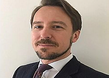 Dr. Lukas Kus - Vaughan, ON Docteur ORL - Doctor Portrait Image