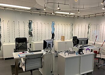 Winnipeg pediatric optometrist Dr. Gurjivan Dhaliwal, OD, OD - ARMSTRONG & SMALL EYE CARE CENTRE