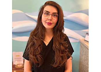 Aurora Dentistes Cosmétiques Dr. Mandana Many - DANA DENTAL