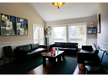 Richmond Hill dermatologist Dr. Mani Raman - THE CENTRE FOR DERMATOLOGY