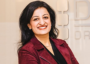 Dr. Manisha Jindal - DENTALIGN ORTHODONTICS Dr. Manisha Jindal - DENTALIGN ORTHODONTICS - London, ON Orthodontists - Doctor Portrait Image