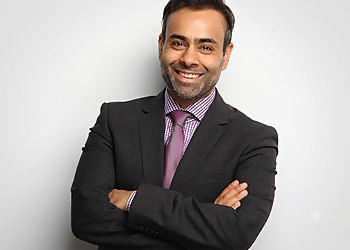 Dr. Manu Mehdiratta - Mississauga, ON Neurologists - Doctor Portrait Image
