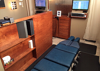 Laval chiropractor Dr. Marc-André Boivin, Chiropraticien, DC - CENTRE CHIROPRATIQUE OPTION-SANTÉ