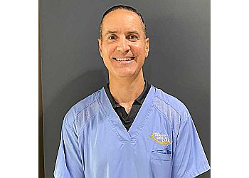 Windsor
Dentistes
Dr. Mark Luvisotto - YOUR WINDSOR DENTAL CARE image 1