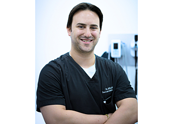 North Vancouver podiatrist Dr. Matt Bolshin - iHEALTHMD MEDICAL CLINIC