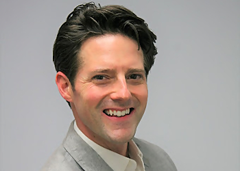 Dr. Matt Chavoustie, OD - EYEGLASS GALLERY Dr. Matt Chavoustie, OD - Burlington, ON Optometrists - Doctor Portrait Image