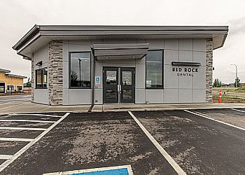 Medicine Hat dentist Dr. Matthew Gibb - RED ROCK DENTAL