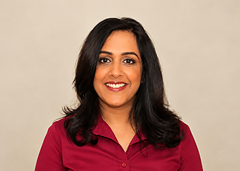 Dr. Meera Luthra - ST JOSEPH's HEALTHCARE HAMILTON Dr. Meera Luthra - Hamilton, ON Endocrinologists - Doctor Portrait Image