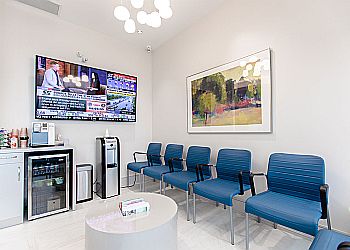 Stouffville cosmetic dentist Dr. Mehboob S. Sidhu - VISTA PARK DENTISTRY