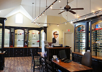 Stouffville optometrist Dr. Melanie de Jesus, OD - STOUFFVILLE OPTOMETRY