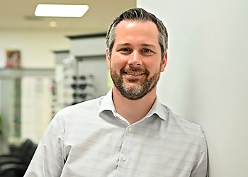 Sault Ste Marie Optométristes Pédiatriques Dr. Michael Burns, OD - EYE CARE ALGOMA