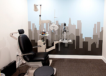 Medicine Hat Optométristes Dr. Michael McClung, OD - 20/20 VISION CARE