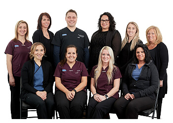 Oshawa Orthondontistes Dr. Michael Tzotzis - HERITAGE DENTAL SPECIALISTS