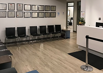Dr. Michel Leroux - Saint Jean sur Richelieu, QC Orthopedics - Reception Area Image