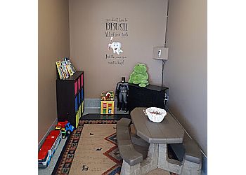 Medicine Hat cosmetic dentist Dr. Mike Atwood - VISTA DENTAL