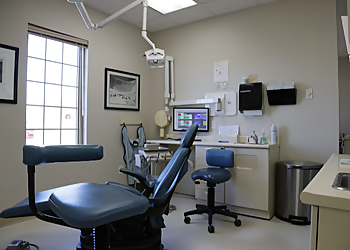 Moncton Dentistes Dr. Mike Dempsey - RIVERVIEW DENTISTRY