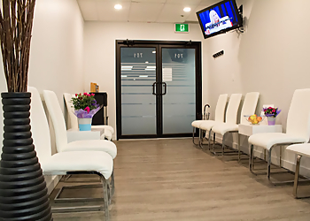 Dr. Mirjana Pavlic - SABERI CLINIC Dr. Mirjana Pavlic - Burnaby, BC Endocrinologists - Reception Area Image
