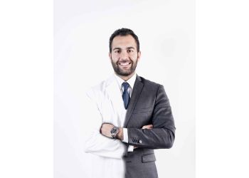 Montreal dentist Dr. Mohamad Mawlawi - ORACLE DENTIST DOWNTOWN DENTISTE MONTREAL