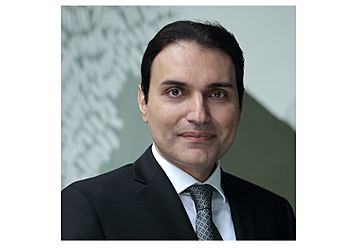 North Vancouver cosmetic dentist Dr. Mohammad Haj Hariri - NORGATE DENTAL CENTRE
