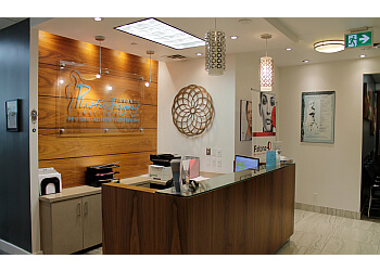 Toronto plastic surgeon Dr. Mohammed M. Elahi - TORONTO INSTITUTE OF PLASTIC SURGERY