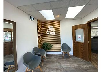 Welland dentist Dr. Mudhar Al-Bayati - WELLAND DENTAL CENTRE