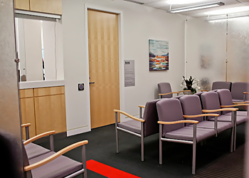 New Westminster neurologist Dr. Myles Horton - NEUROLOGIK CLINIC