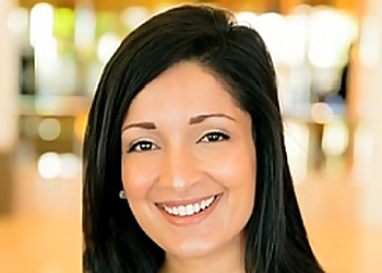 Dr. Nadia Nizam - IMPRESSIONS ORTHODONTICS Dr. Nadia Nizam - IMPRESSIONS ORTHODONTICS - Calgary, AB Orthodontistes - Doctor Portrait Image
