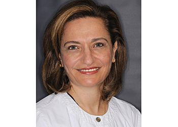 Aurora Dentistes Cosmétiques Dr. Najwa Shasha - SMILES DENTAL AURORA