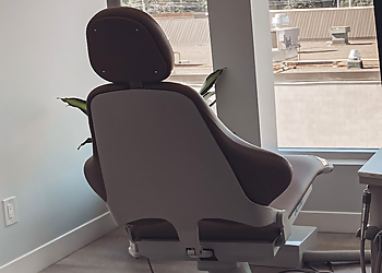 Guelph orthodontist Dr. Negin Ghaffari - WOODLAWN ORTHODONTICS