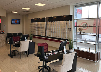 St Albert Optométristes Dr. Nevi Ramsey, OD - EYESELECT