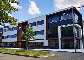 Dr. Nicolas Smadja-Lamère - Granby, QC Urologues - Hospital Exterior Image