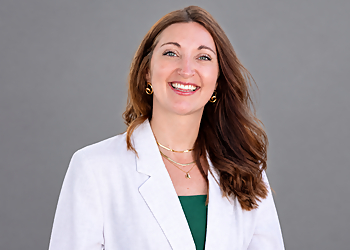 Dr. Nicole Thompson Dr. Nicole Thompson - Richmond, BC Gynecologists - Doctor Portrait Image