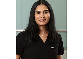 Moncton Dentistes Dr. Nidhi Shah - MONCTON SMILES