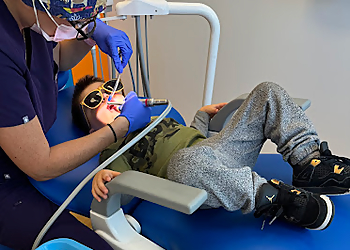 Barrie children dentist Dr. Noah Turk - SIMCOE KIDS & FAMILY DENTAL