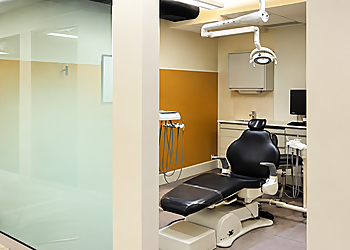 Dr. Normand Bach - DR. NORMAND BACH ORTHODONTISTE - Montreal, QC Orthodontistes - Service Highlights