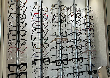 Toronto pediatric optometrist Dr. P Sidhu, OD - DR. PINK & OPTOMETRISTS