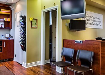 Longueuil chiropractor Dr. Pathy LeBel, Chiropraticienne DC - CENTRE CHIROPRATIQUE RAYMOND