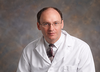 Dr. Patrick Teefy - LONDON HEALTH SCIENCES CENTRE Dr. Patrick Teefy - London, ON Cardiologues - Doctor Portrait Image