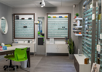 Waterloo pediatric optometrist Dr. Patti Ellison, OD - PIERCE FAMILY VISION
