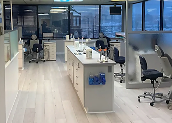 Sudbury Orthondontistes Dr. Paul Kyle - Dr. Paul Kyle Orthodontist