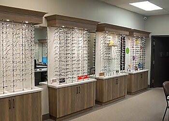Barrie optometrist Dr. Paul McLean, OD- CEDAR POINTE OPTOMETRY