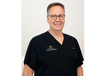 Longueuil urologist Dr. Paul Ouellette image 1