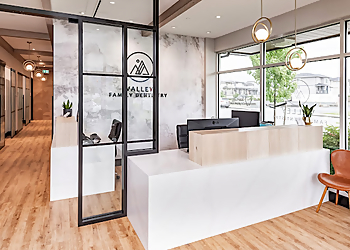 Chilliwack cosmetic dentist Dr. Payam Eslami - VALLEY FAMILY DENTISTRY