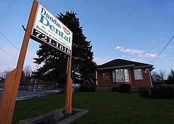 Whitby cosmetic dentist Dr. Peter Olejarz - DUNDAS DENTAL