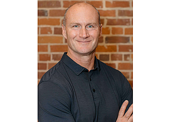 Kingston chiropractor Dr. Peter Pain - THE LIVE WELL CENTRE