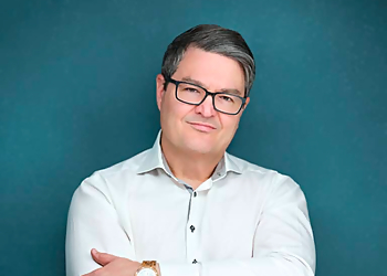 St Albert pediatric optometrist Dr. Peter Roed, OD - CAPITAL VISION CARE