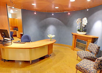 Dr. Pouneh Hanjani - North Vancouver, BC Dentists - Reception Area Image